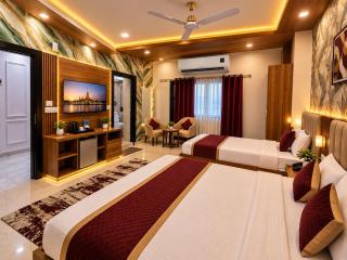 Hotel Gand BelMont Suites Near Delhi Airport - Free Airport Pickup & Drop - 0