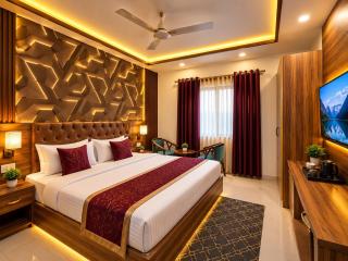 Hotel Gand BelMont Suites Near Delhi Airport - Free Airport Pickup & Drop - 8