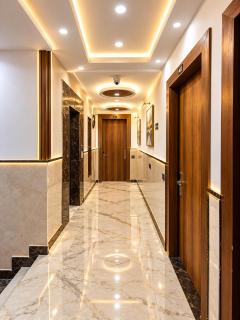 Hotel Gand BelMont Suites Near Delhi Airport - Free Airport Pickup & Drop - 2