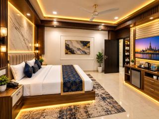 Hotel Gand BelMont Suites Near Delhi Airport - Free Airport Pickup & Drop - 1
