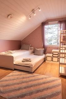 Luxury Villa Next to Santa Claus Village - Outdoor Jacuzzi and Sauna - 3