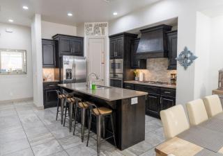 Desert Lily I Spacious End Unit I Clubhouse I Golfing I Kid Friendly - 4