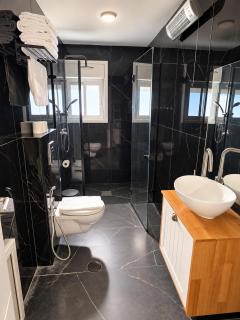 Modern Apartment in Ramat Gan Next to Sheba - 2