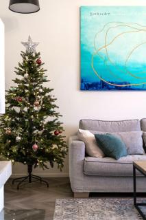 Arctic Holiday Home Private Yard, Sauna & Sledding Hill - 3