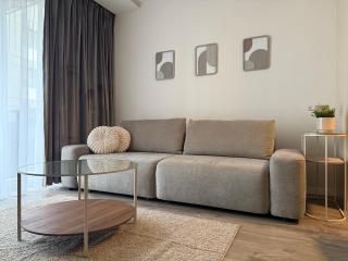 Modern apartment near to the Chopin's airport Cybernetyki 2A - 2