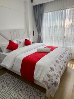 Cozy 1BR in Westlands with a Pool, Gym, Rooftop & Downstairs Restaurants - 4
