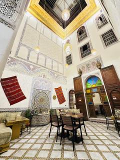 Riad T-A-J Fès Crown - 0