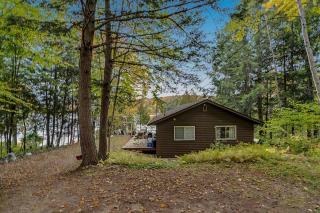 Cozy Muskoka Cottage on Harp Lake with Fire Pit and BBQ - 6