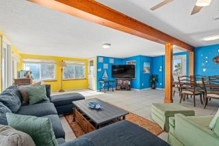 Oceanfront Beach House in St. Augustine | Sleeps 10 - St. Augustine - 3