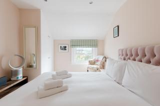 Beautiful 1BDR Flat with Private Patio in Clapham - 8