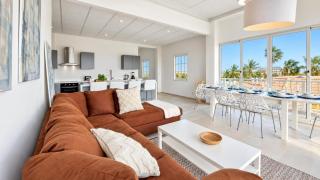 Private Rooftop Pool & 360° Views | 4BR Penthouse by Bocobay - 1
