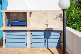 Stunning seafront villa with private pool - 5
