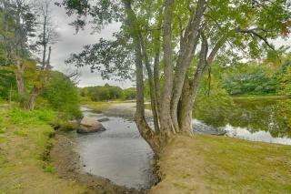 Sugarloaf Ski Basecamp Riverfront Cabin + Fire Pit - Embden - 8