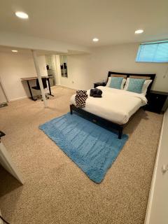 Large Room with Private Bath in Pentagon City - Walk to METRO - Arlington - 0
