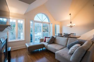 Cozy 3-Bed Condo Fireplace Pool & Village - 6
