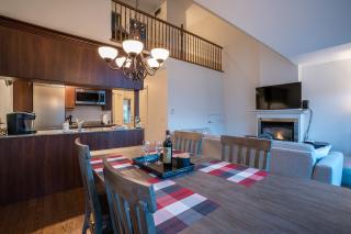 Cozy 3-Bed Condo Fireplace Pool & Village - 5