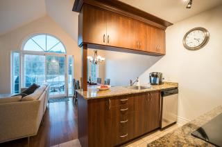 Cozy 3-Bed Condo Fireplace Pool & Village - 4