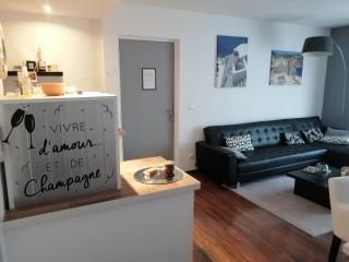 La maison de 6Fran appartement 1 calme et spacieux ambiance familiale - 9