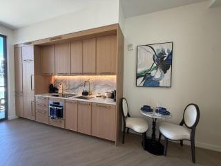 High Floor Wynwood Studio - Rooftop Pool & Spa - 6