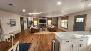 Lake House on Texoma - 6