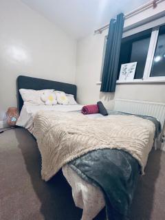 Foxgrove Room - 2