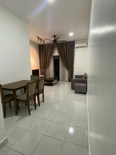 Youth City Residence Niloy By Comfort Homstay - 4