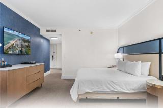FontaineBleau Miami Beach Tresor Private Luxury Suites - 6