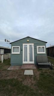 Chalet stay or Chalet go now - 0
