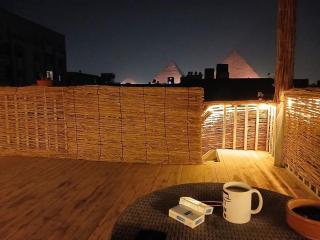 The 5 Inn 1 Rooftop Pyramids View - 1