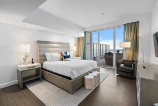 FontaineBleau Miami Beach Sorrento Private Ocean Luxury Suite - 4