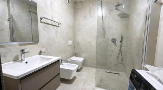 Modern 2BR near New Bazaar Walk to Center - 8