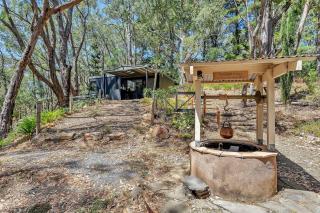 KW Treehouse Luxury Private Farm Escape for 2 with Walking Trails - 5