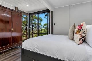 KW Treehouse Luxury Private Farm Escape for 2 with Walking Trails - 4