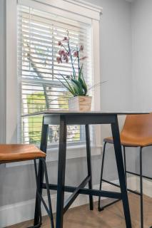 New 3 bedroom, 2 bath unit, meadow view! - 7