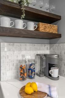New 3 bedroom, 2 bath unit, meadow view! - 6
