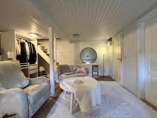 Private Cabin Suite in Icelandic Nature - 4