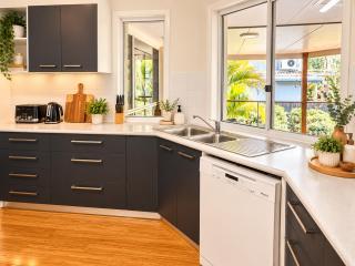 Executive 5 Bedroom House in Elite Location - 3
