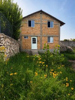 Charming cabin in a village, one km from the downtown - 9