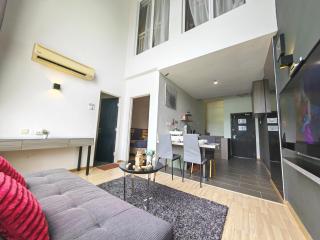 Metra Home 1BR 3-5 pax Ayer Keroh Side by Side MITC - 2