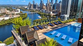 Downtown Austin Condo - Rooftop Pool & Skyline Views - 3