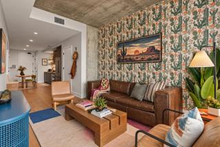 Downtown Austin Condo - Rooftop Pool & Skyline Views - 1