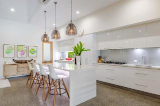 11 Sonata Close - 4 Bedroom Luxury House by the Beach - 9