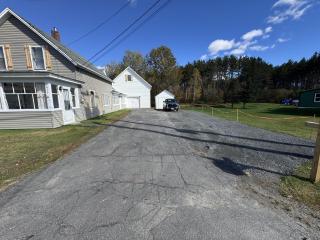 Charming 5-bedroom house in Jackman, Moose River Maine - 8
