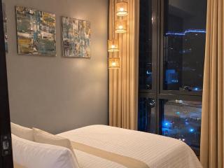 Chateau de Soleil by Araneta Suites - 7
