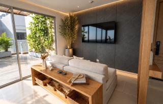 Penthouse de Lujo con Terraza Privada en Baia Kristal Cartagena - 7
