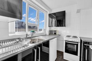 One Bedroom House by Brookland Stays Serviced Accommodation & Short Lets in Blackpool with Free WiFi - 7