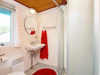 Tranquil Beach Cottage in Rindby-By Traum - 5