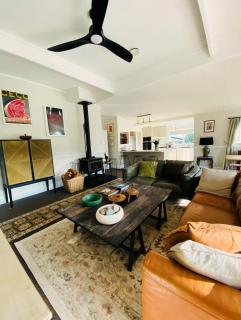 Lady Geraldine Villa & Guesthouse plus Hottub - 3