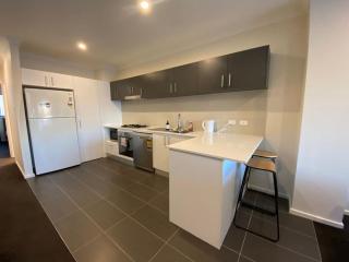 4BR 3BA Modern Townhouse at the Heart of Franklin - 9