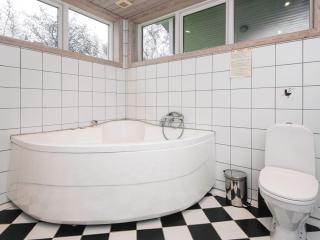 Tranquil Oasis in Rindby - 7